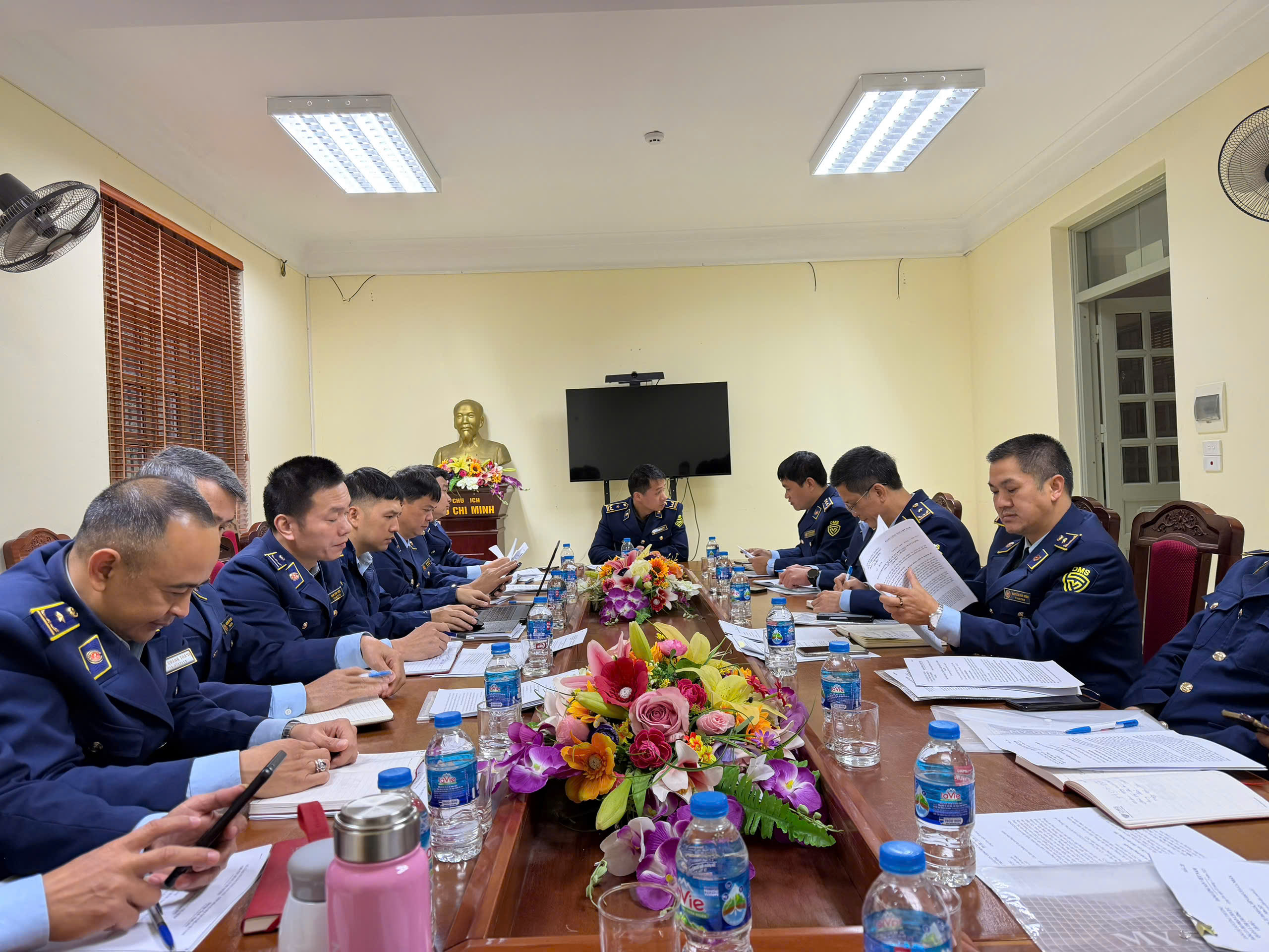 Chi bộ 2 tổ chức Hội nghị kiểm điểm, đánh giá, xếp loại chất lượng tổ chức cơ sở Đảng và Đảng viên năm 2025